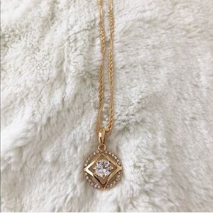 *NWOT* Dainty Gold Rhinestone Necklace 2